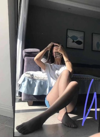 验证市北高颜值温柔美女