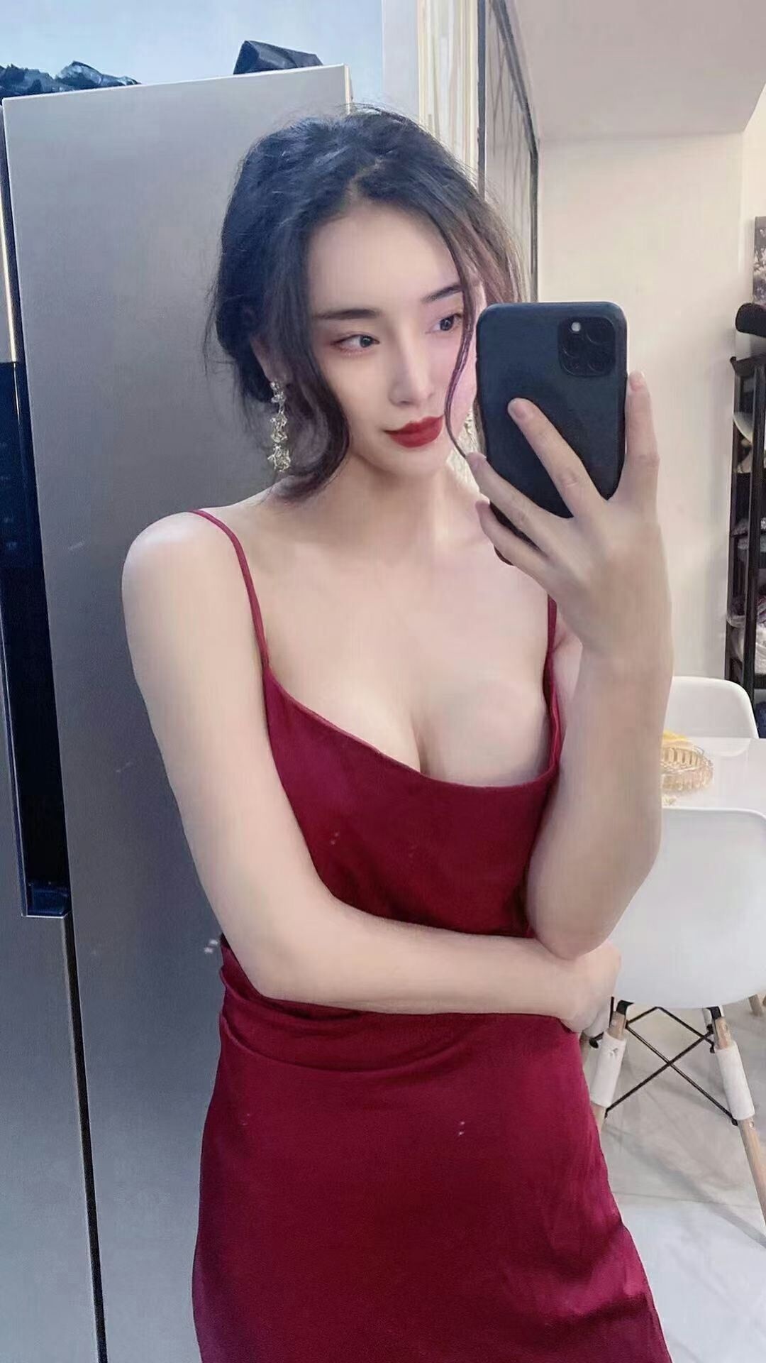 体验一个身材火辣的妹子