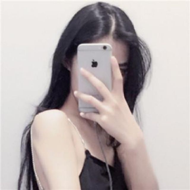可亲可摸的性感小妹