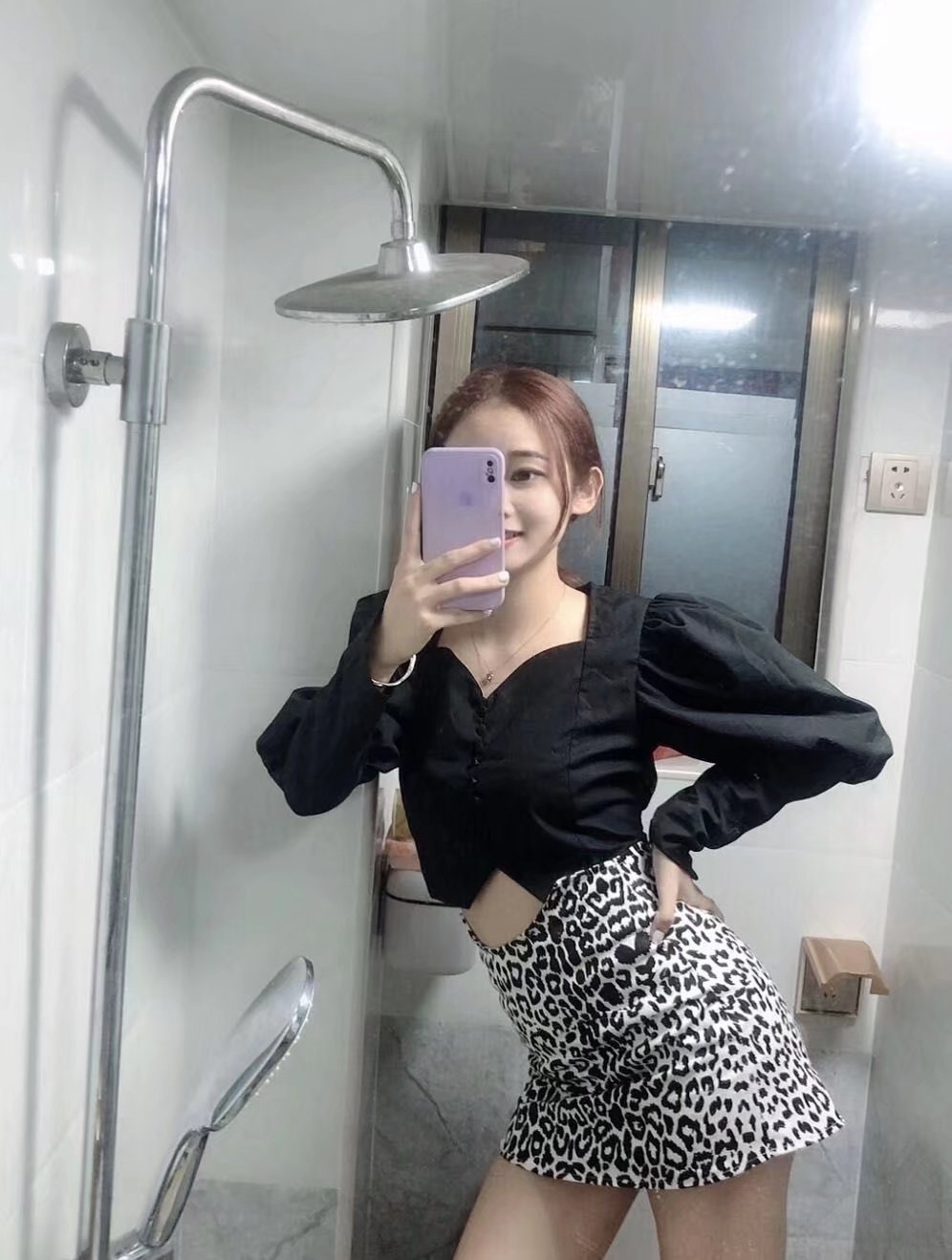 真实刚下水兼职小妹，身材好，性价比高