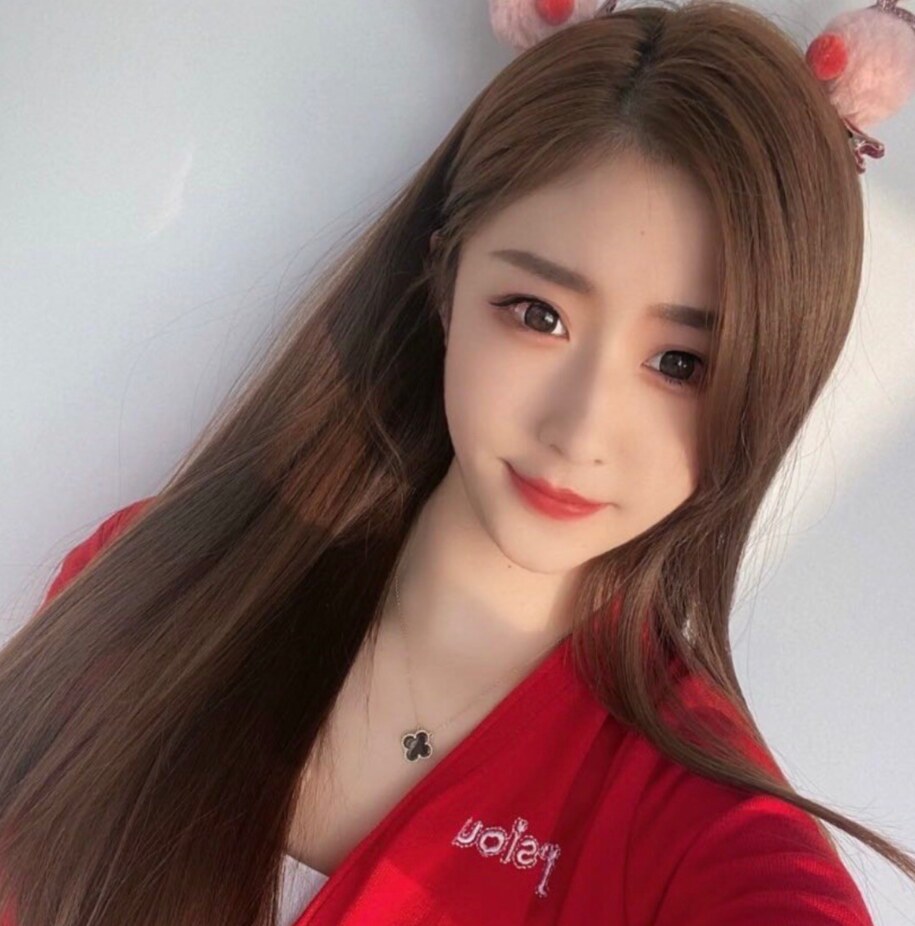 难得一遇的女神级美女，后入非常爽
