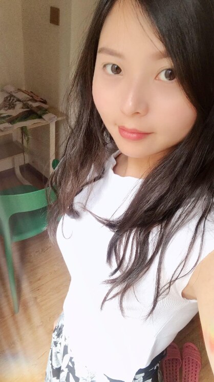 性格开朗的妹子，性价比还行