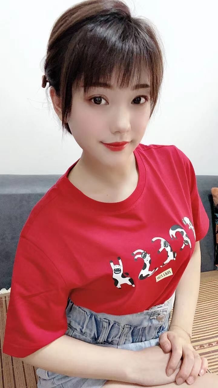 太紧了，水又多，妹子呻吟超好听