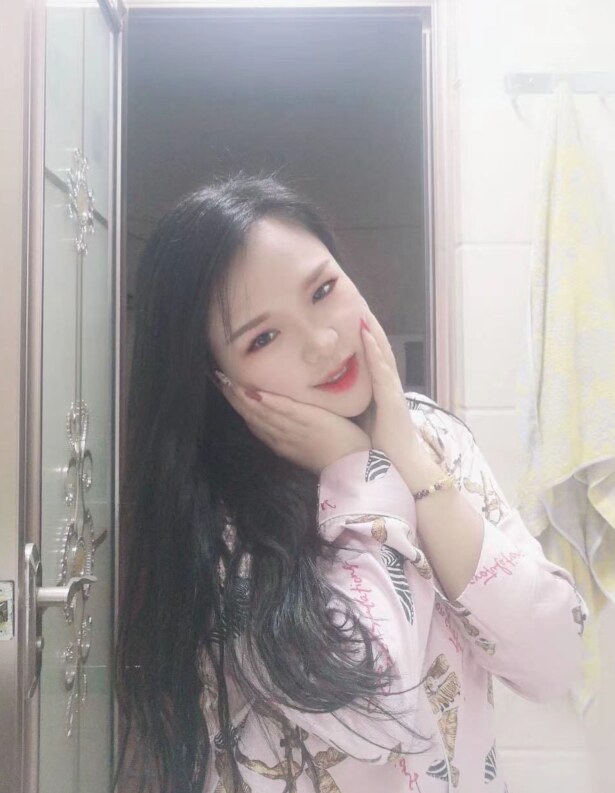 刚下海的大胸妹子，服务很好