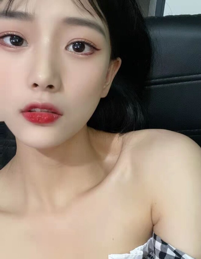 验证一个邻家小妹，神仙颜值，极致体验