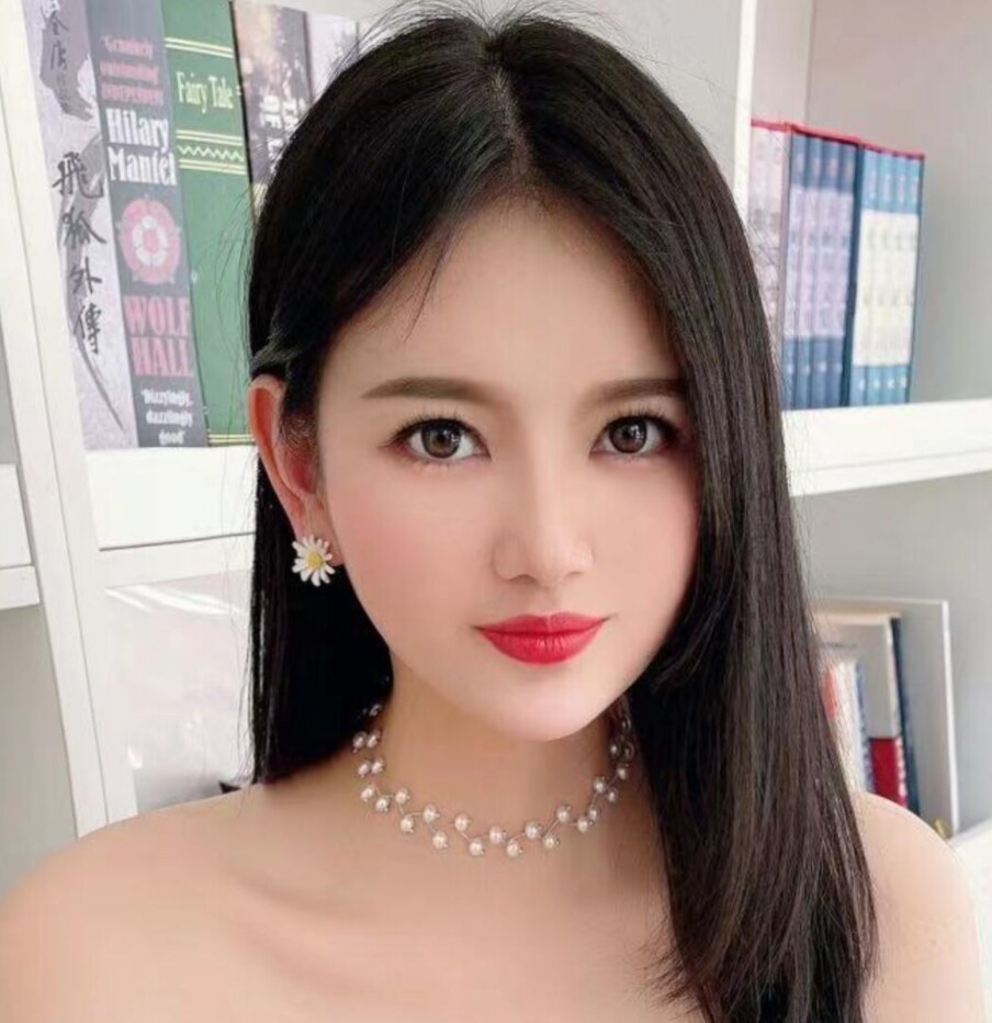 颜值高，服务好的兼职美女