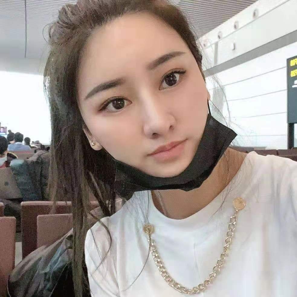 小姐姐B暖暖的，紧紧的，性价比高