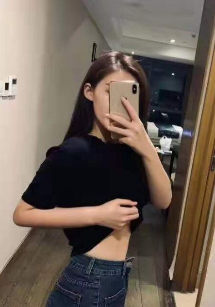 懂男人心的风骚小妹，身材好，活舒服