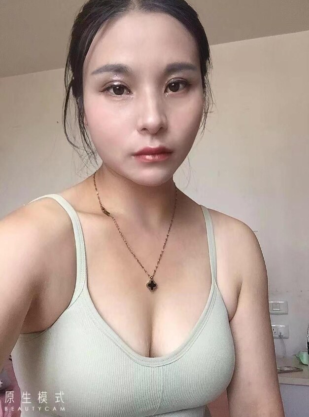 验证汉口火车站附近小巧妹子