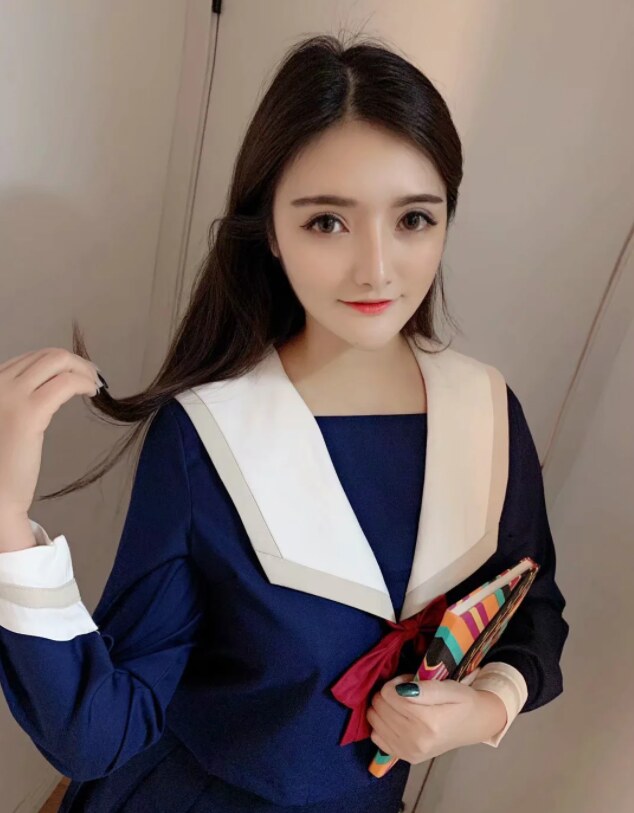 会花式口活的高挑大胸妹