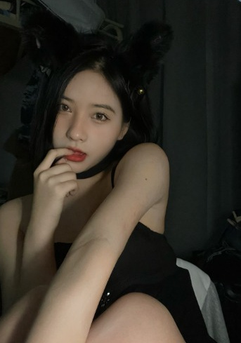 粉颈酥胸高颜值，耐操水多活塞紧，关键真实可靠