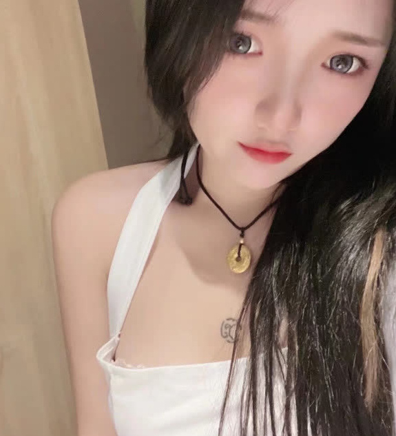 嫩的出水的嫩妹，非常有情调