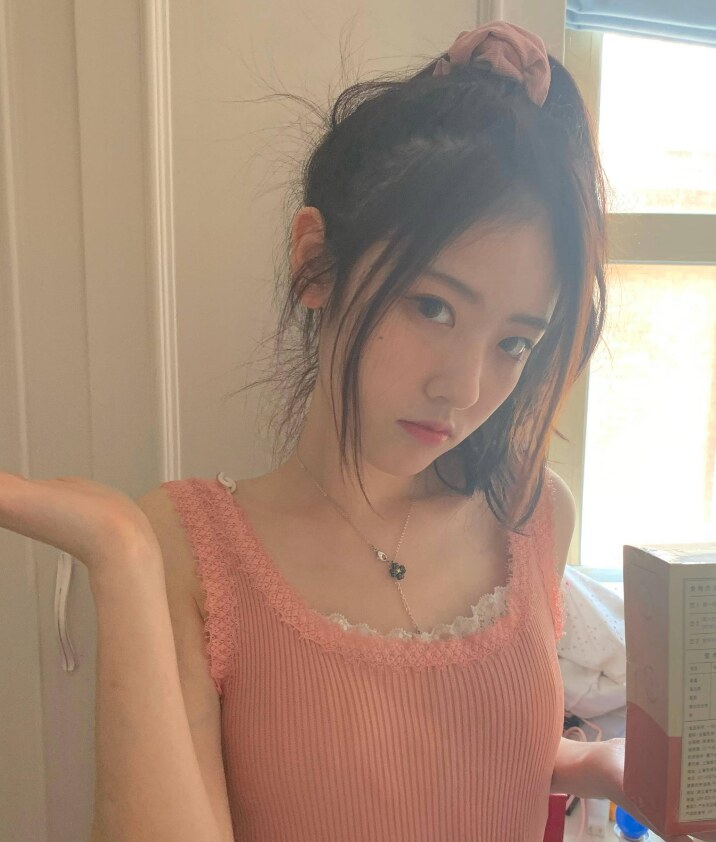 丰满可人的极品炮台，风骚可人
