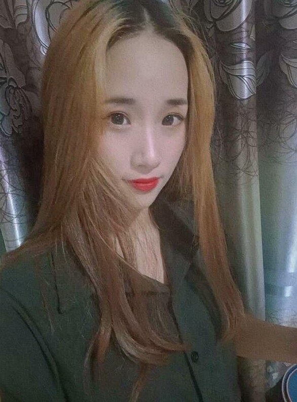 高素质的性感骚货