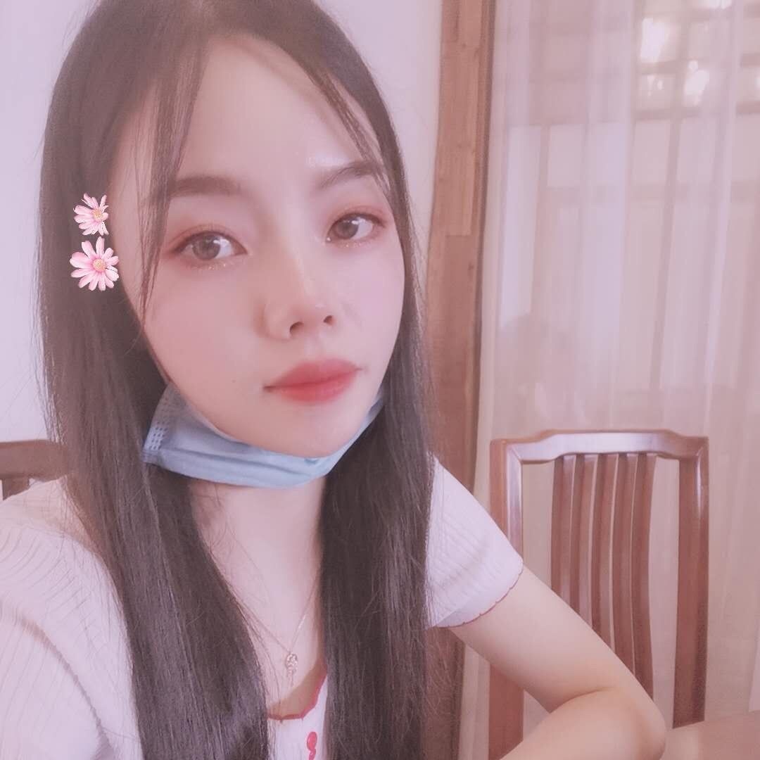 温柔小可爱。身材也好。口的很舒服