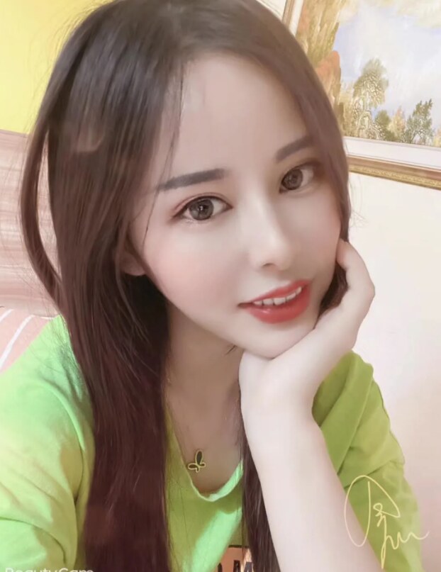 口活很刺激的性感小姐姐，全程高能