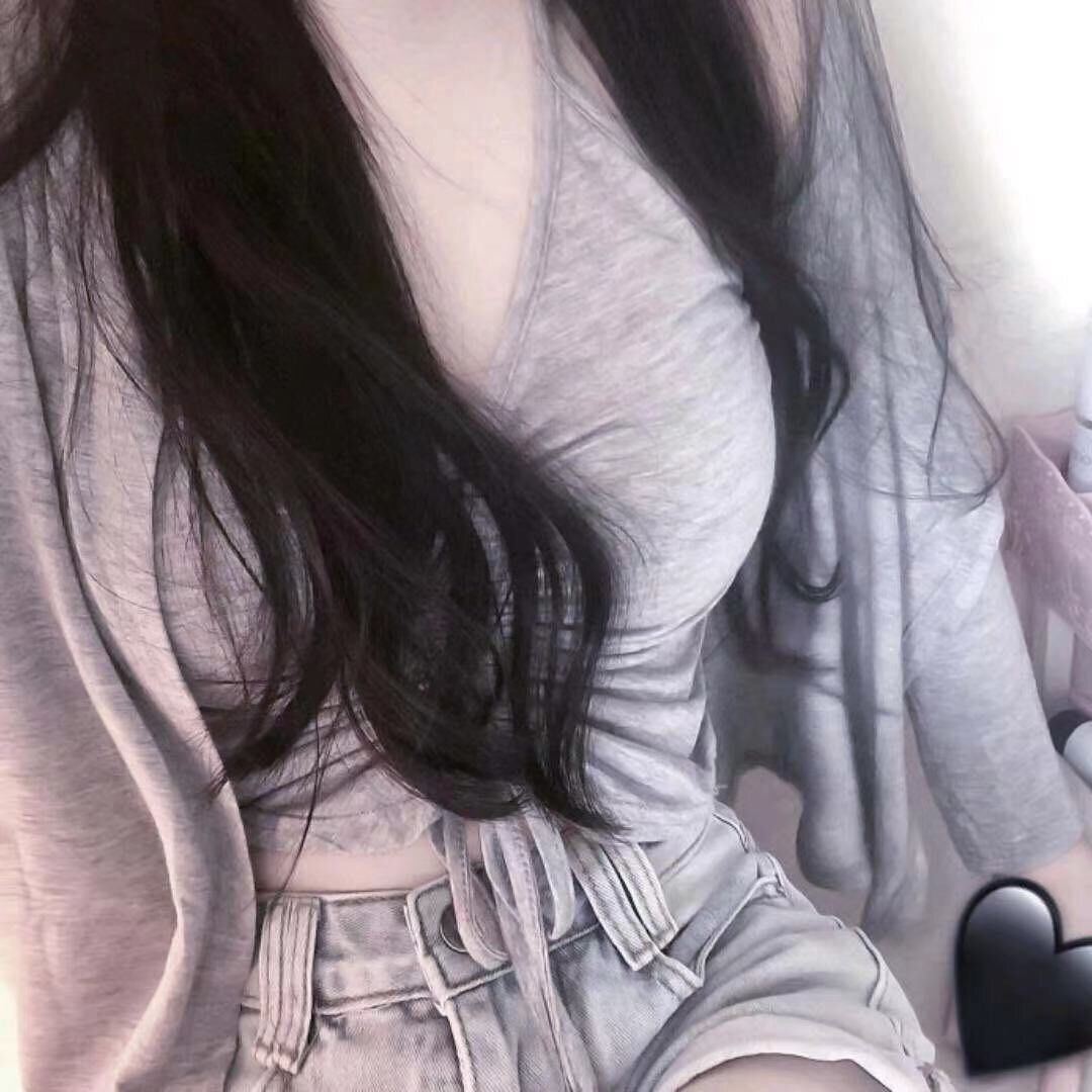 温柔体贴的大胸妹，接吻调情样样行