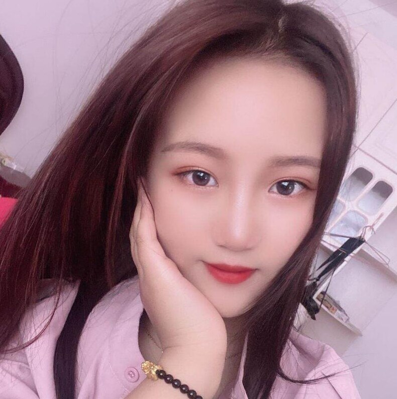 非常诱人的紧逼嫩妹