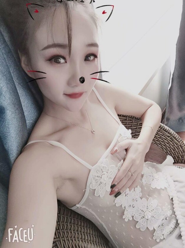 兼职年轻漂亮小姐姐，服务不机车