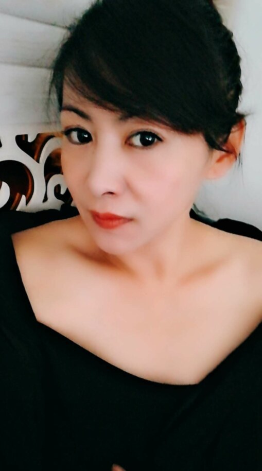 温柔知性、服务态度非常好的兼职熟女