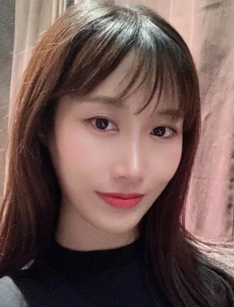 长相甜美，性格温柔的长腿妹妹