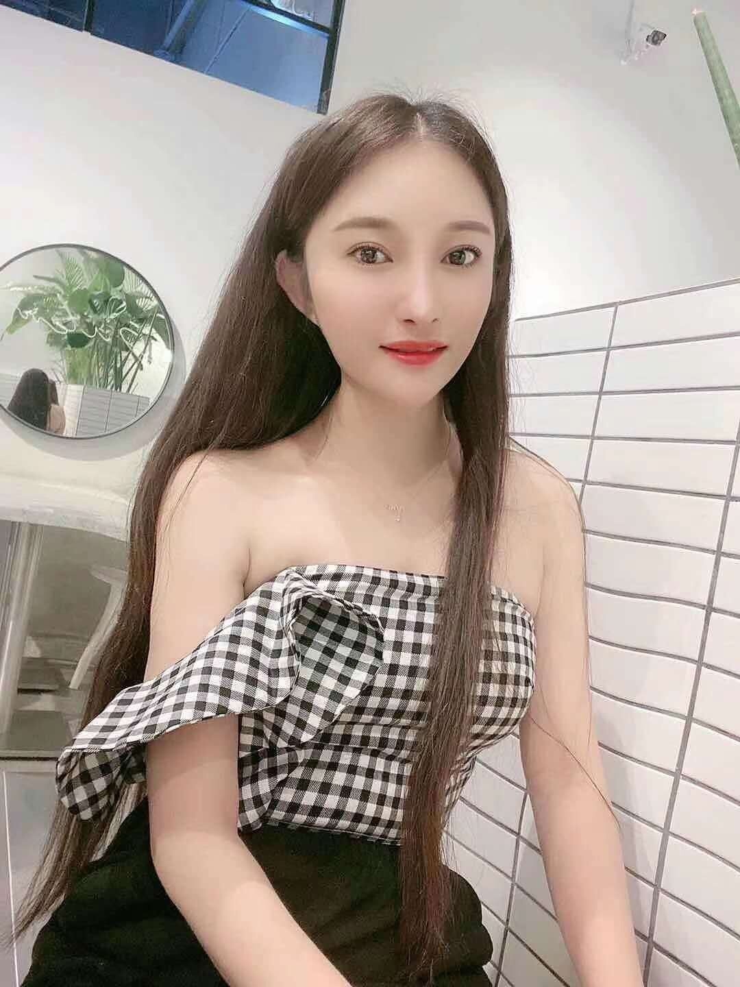 人照基本吻合，妹子很主动，值得