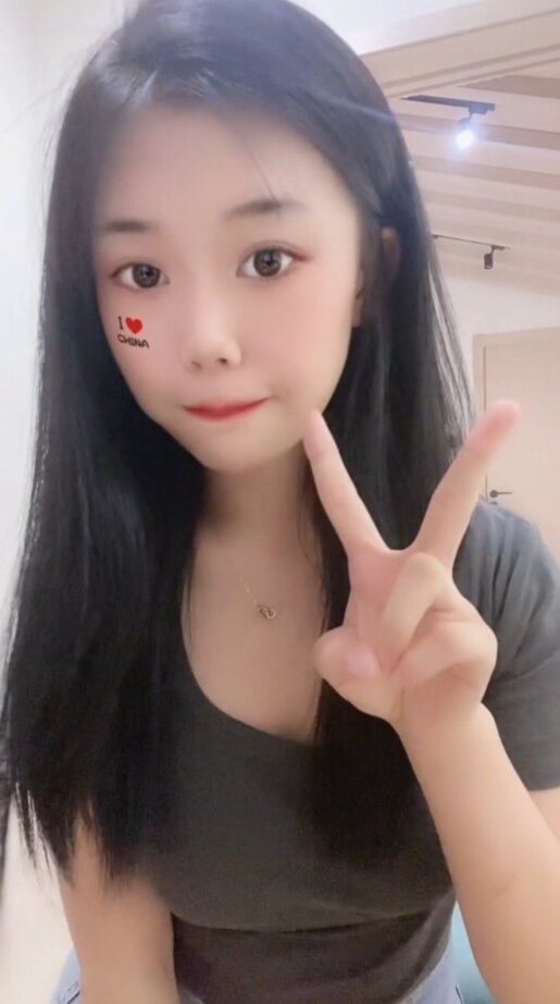 一个知性美的妹子，超值的享受