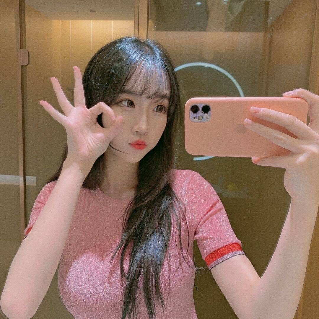 年轻活泼的妹子，服务到位还可以69