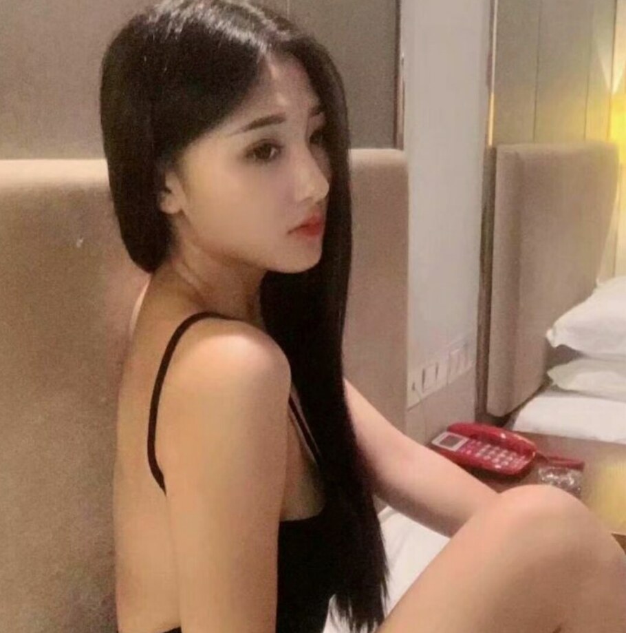 身材好，年小忒听话，服务不催不机车