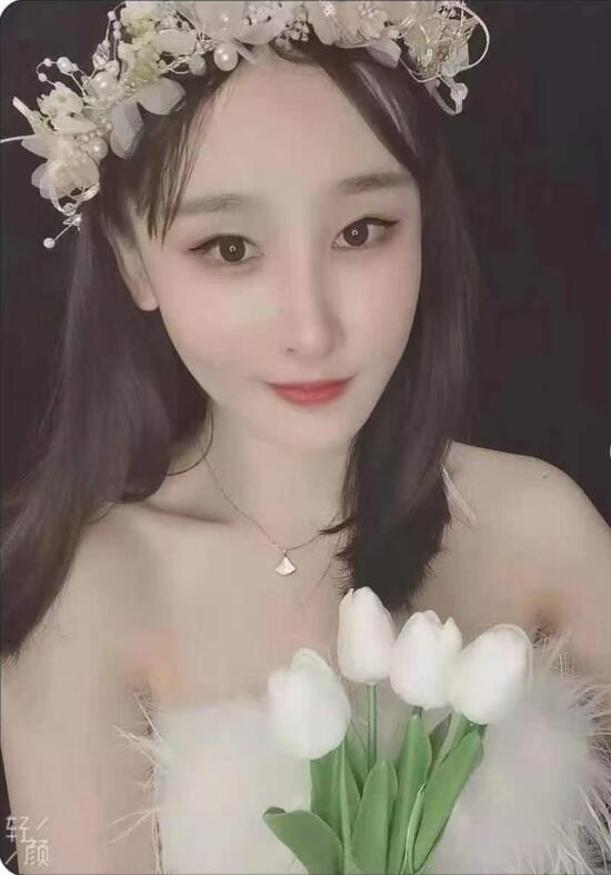 身材火辣的东北美女，奔放至极