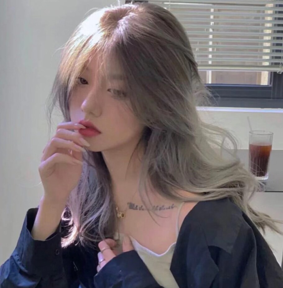 粉嫩方得开的妹子，各种姿势都可以
