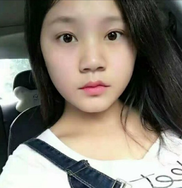 温柔 白嫩可爱的软萌妹子，有待调教