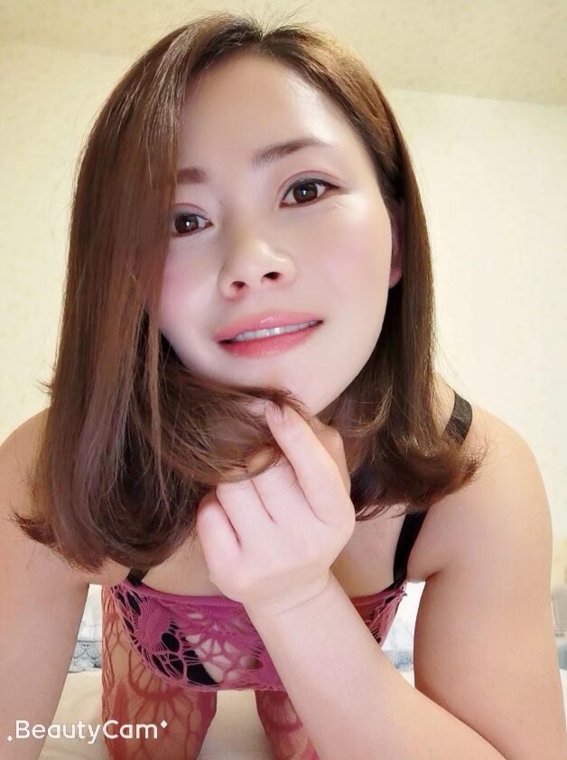 金融城纯天然美少妇，小温暖