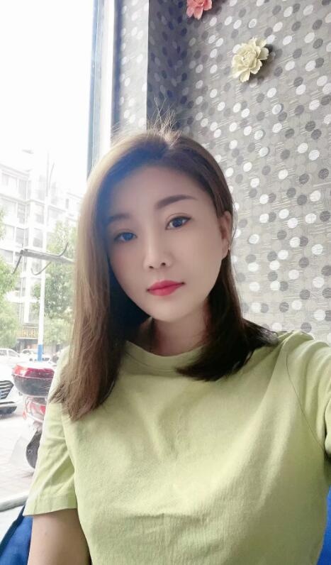 会舌吻的温柔小妞，超刺激