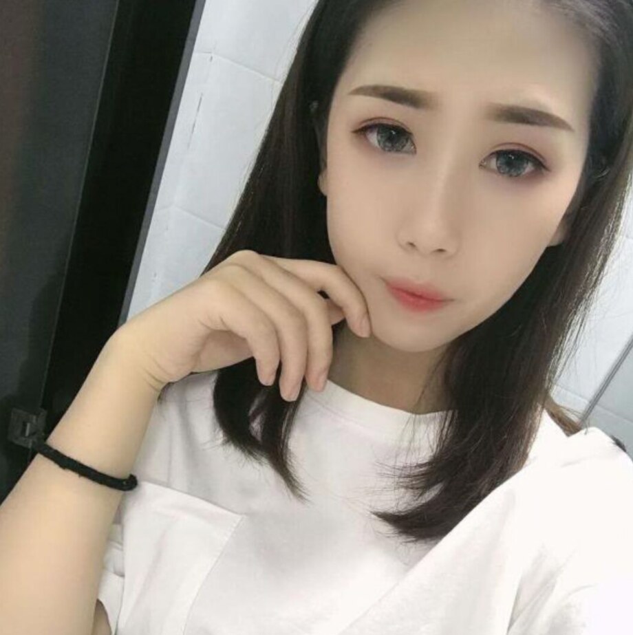紧逼小嫩妹，活好还风骚