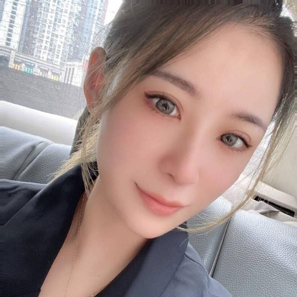 小姑娘经验不足，非常嫩，值得上手