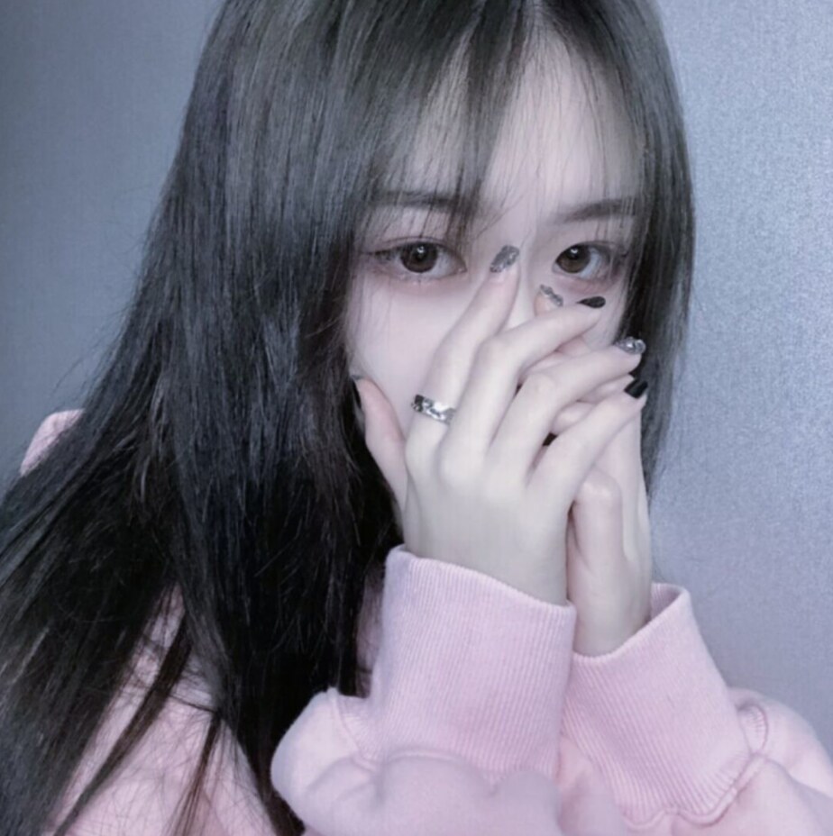 推荐一个非常下火的漂亮小姐姐