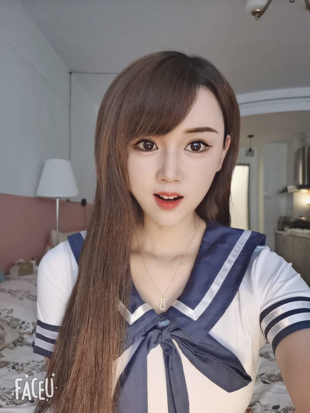 武汉学生妹，喜欢胸推的小伙伴可以试试