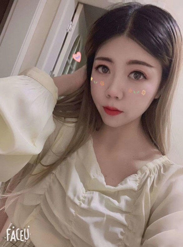 妹子很温柔，听话，口无齿感，舌头很灵活