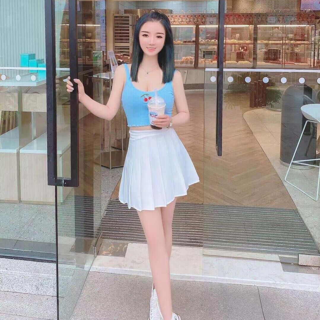 大胸川妹子一枚，水多，很紧