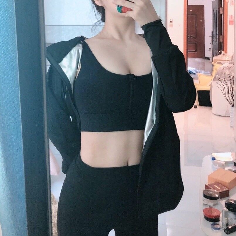 小妹后入真棒会夹，体验爽歪歪
