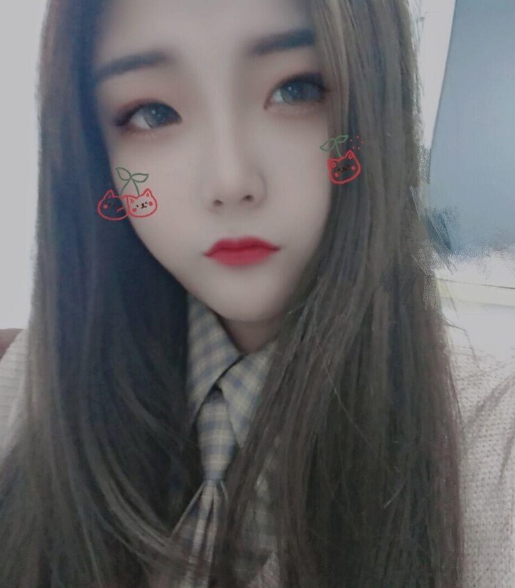 年轻粉嫩的小妹妹，听话颜值高
