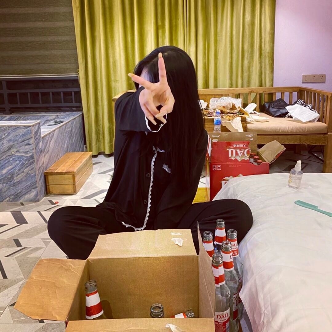辣妹风情，高挑奔放型