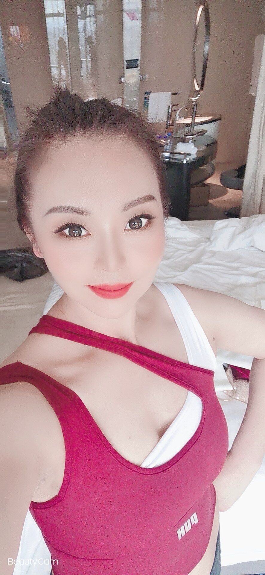 身材颜值俱佳的熟女一枚