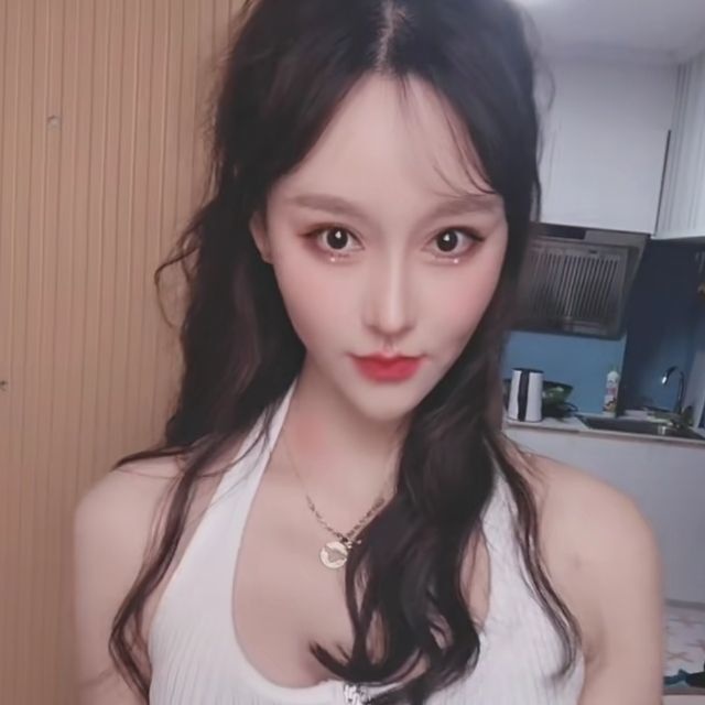 性感火辣的小可爱，值得一试