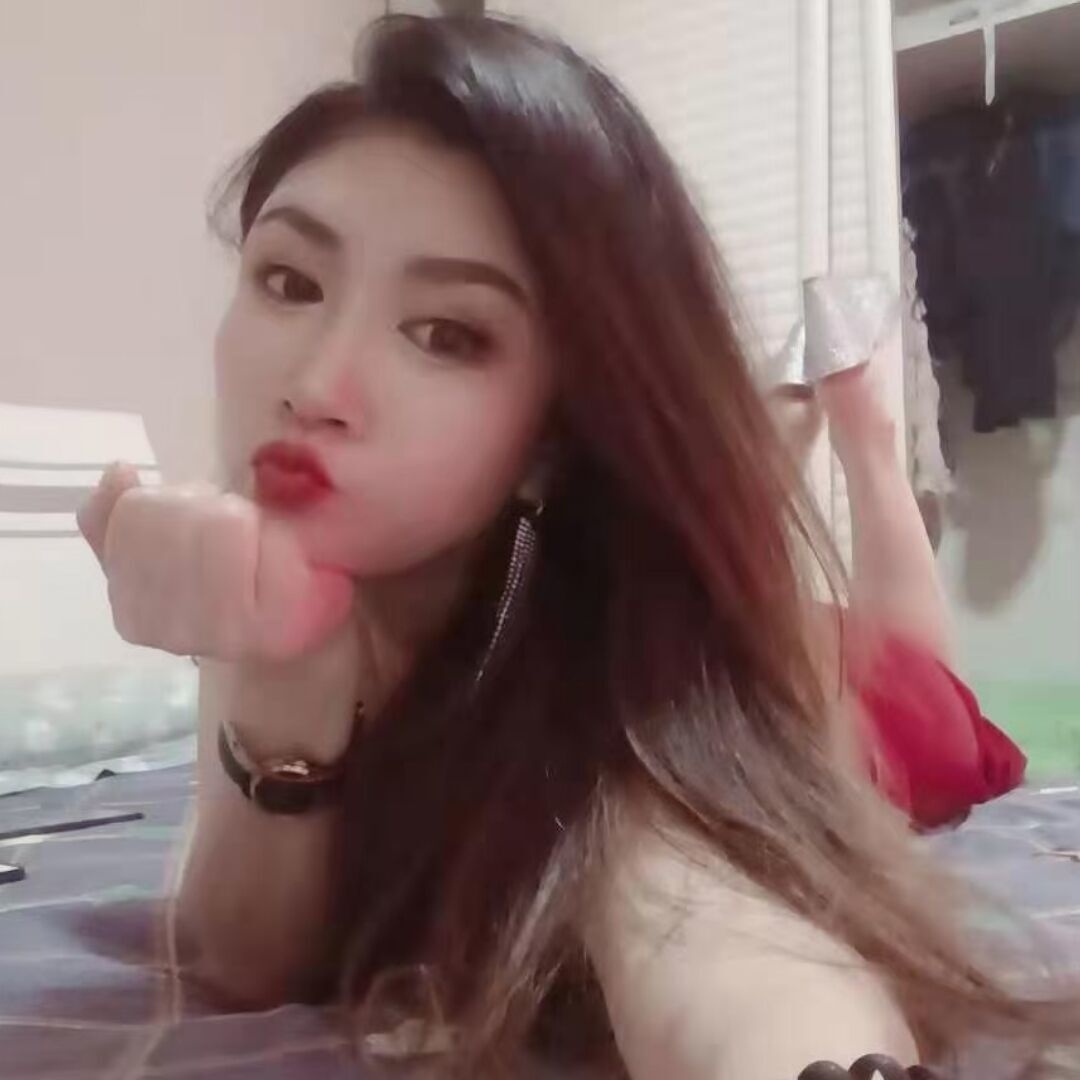 服务好，颜值不错的小姐姐