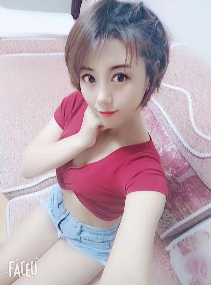 短发大眼玉儿，人照无差， 非常不错