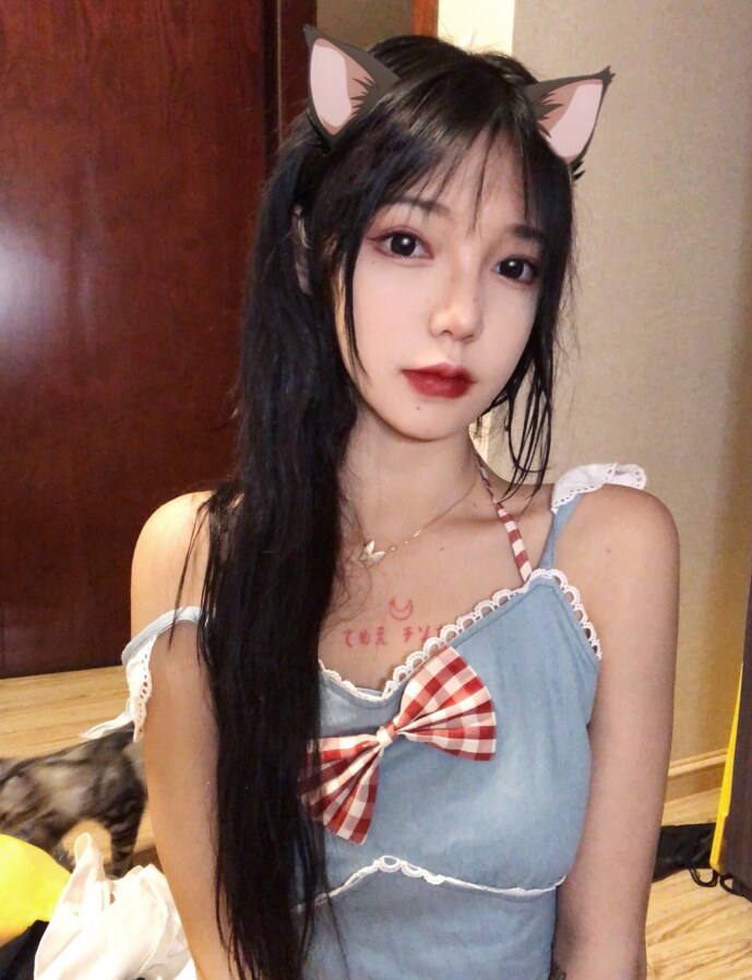 验证普陀区极品嫩妹，三点粉嫩又多汁