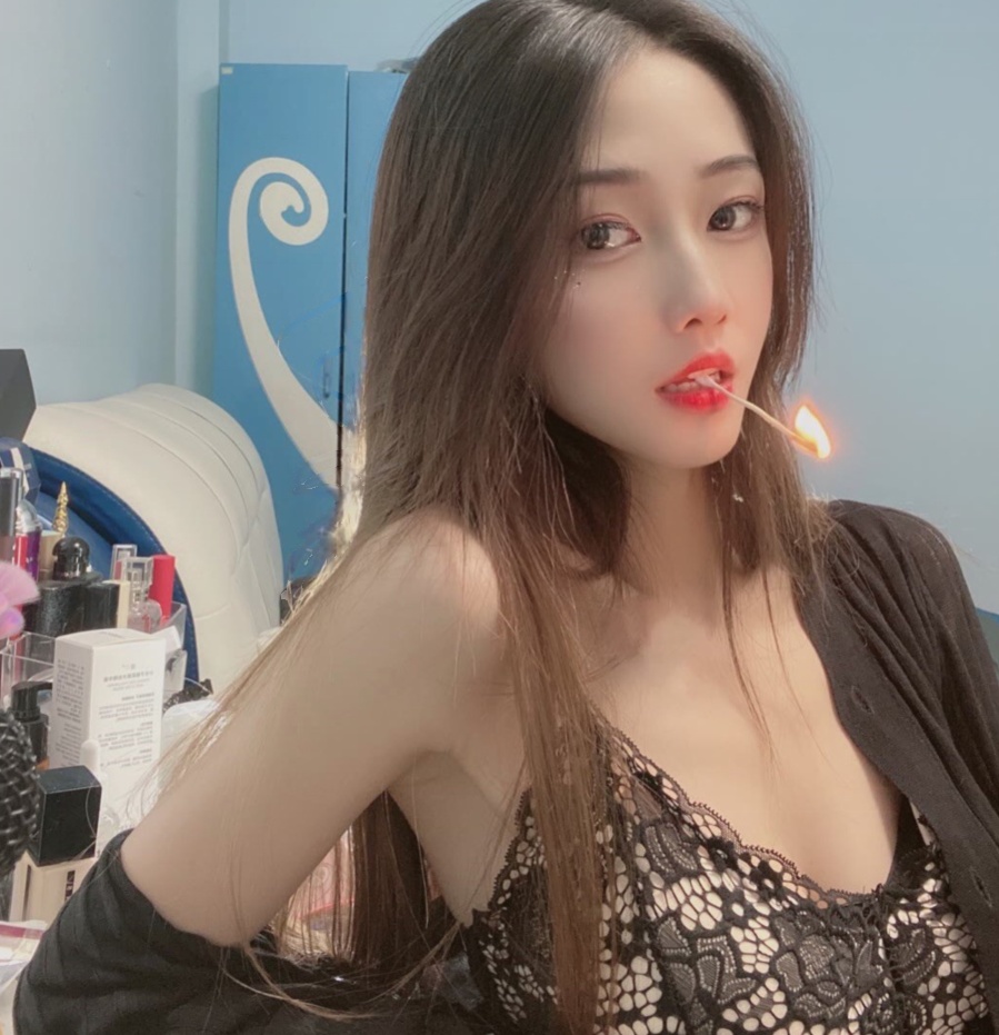 刚下海兼职妹妹 技术服务一级棒 胸 大 水 多 逼 紧