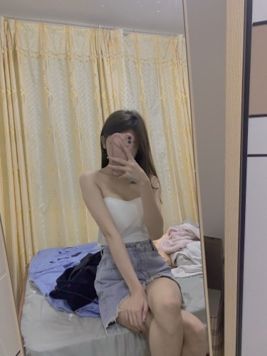 性感诱人嫩妹子年轻水多，身材好，意犹未尽